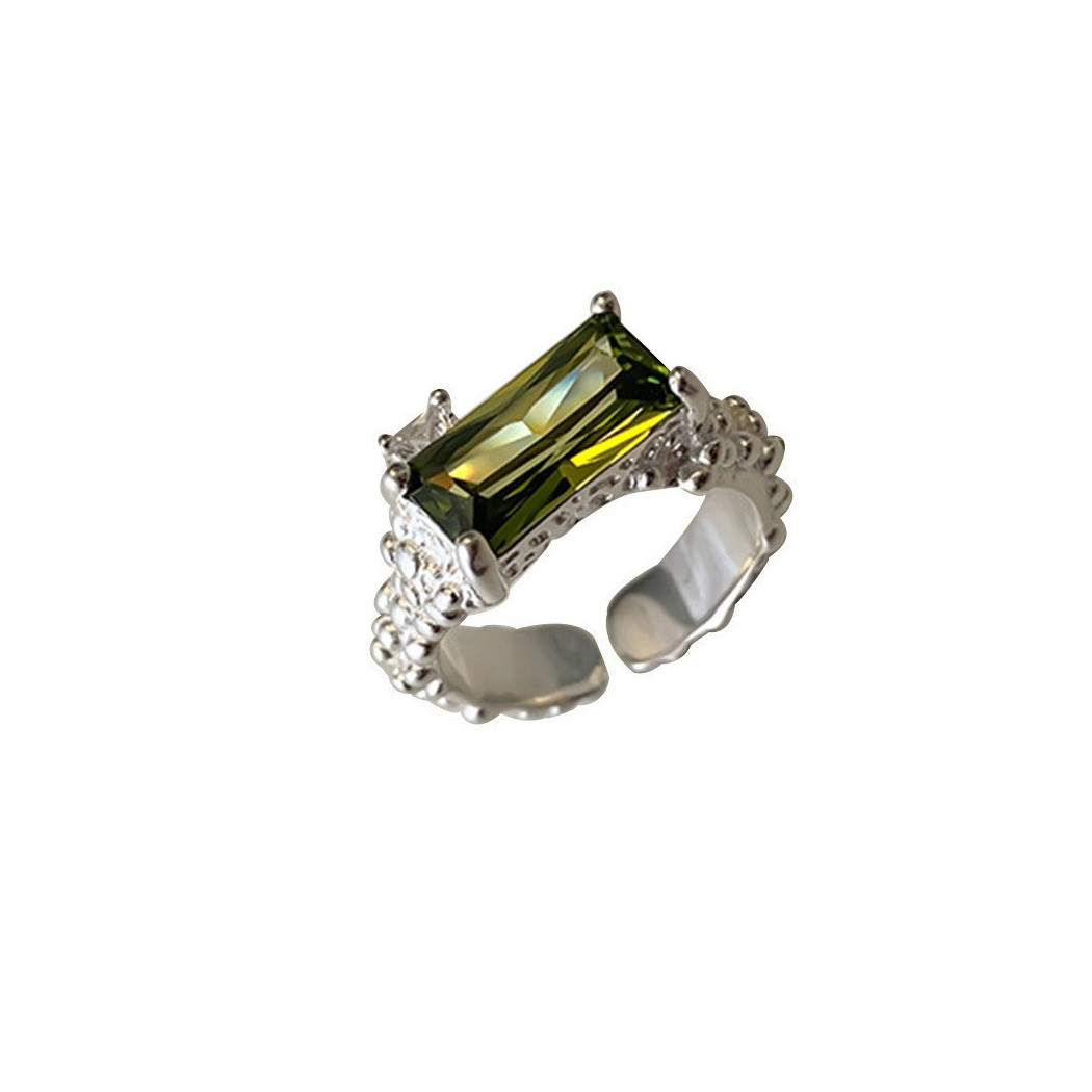 Bague avec pierre zircon centrale rectangulaire vert olive | Bague ajustable en argent sterling S925